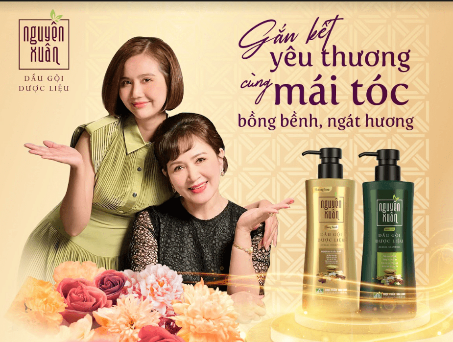 Mẹ Kim Nhung và con gái Vân Trang tin yêu Nguyên Xuân