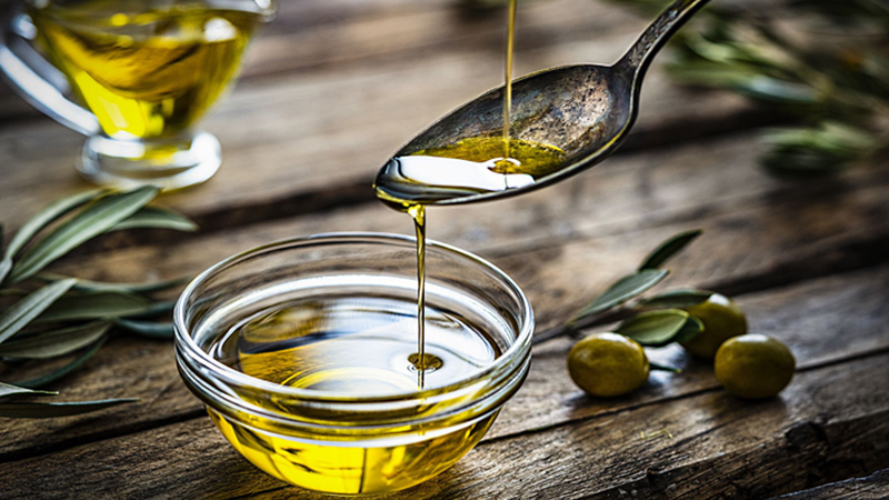 Dầu oliu rất tốt khi kết hợp cùng với vitamin B1