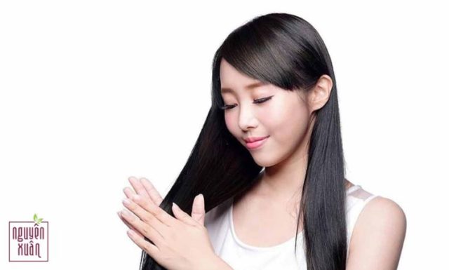 Review các loại dầu gội thảo dược làm đen tóc hiệu quả, an toàn